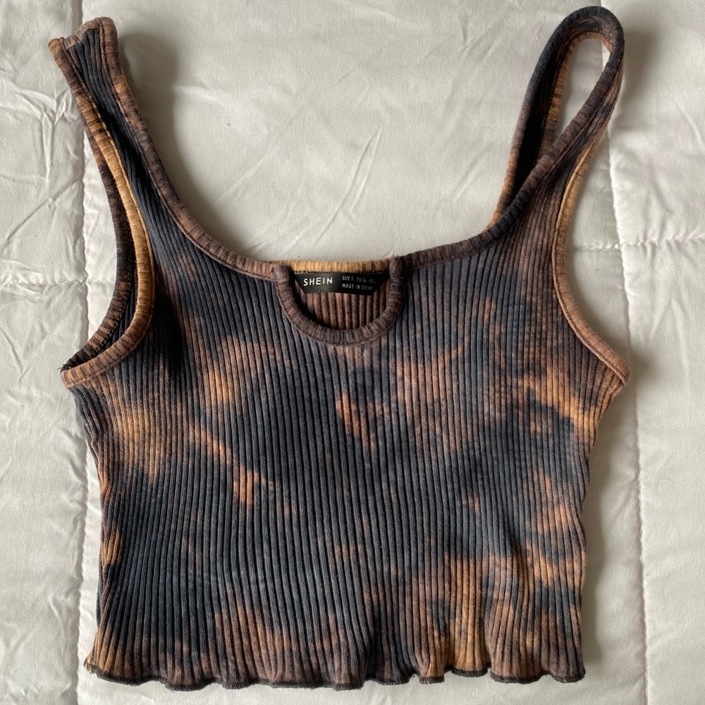 Size S Dark Gray & Tan Cropped Tank Top